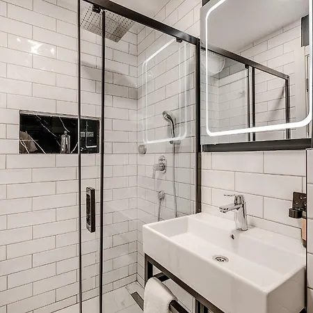 Montenegro Lodge Kavac Room photo Bathroom