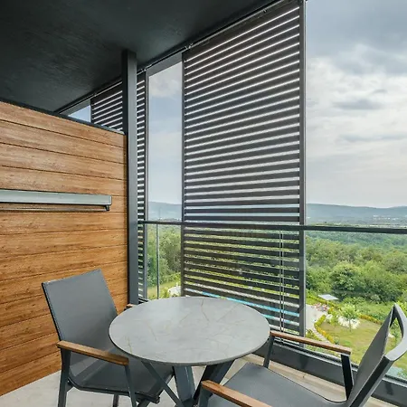 Montenegro Lodge Kavac Room photo Balcony of a suite