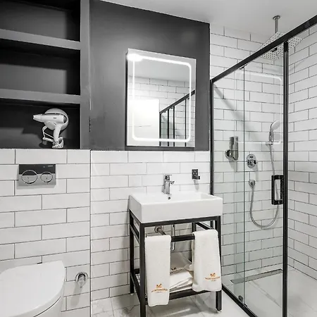 Montenegro Lodge Kavac Room photo Bathroom