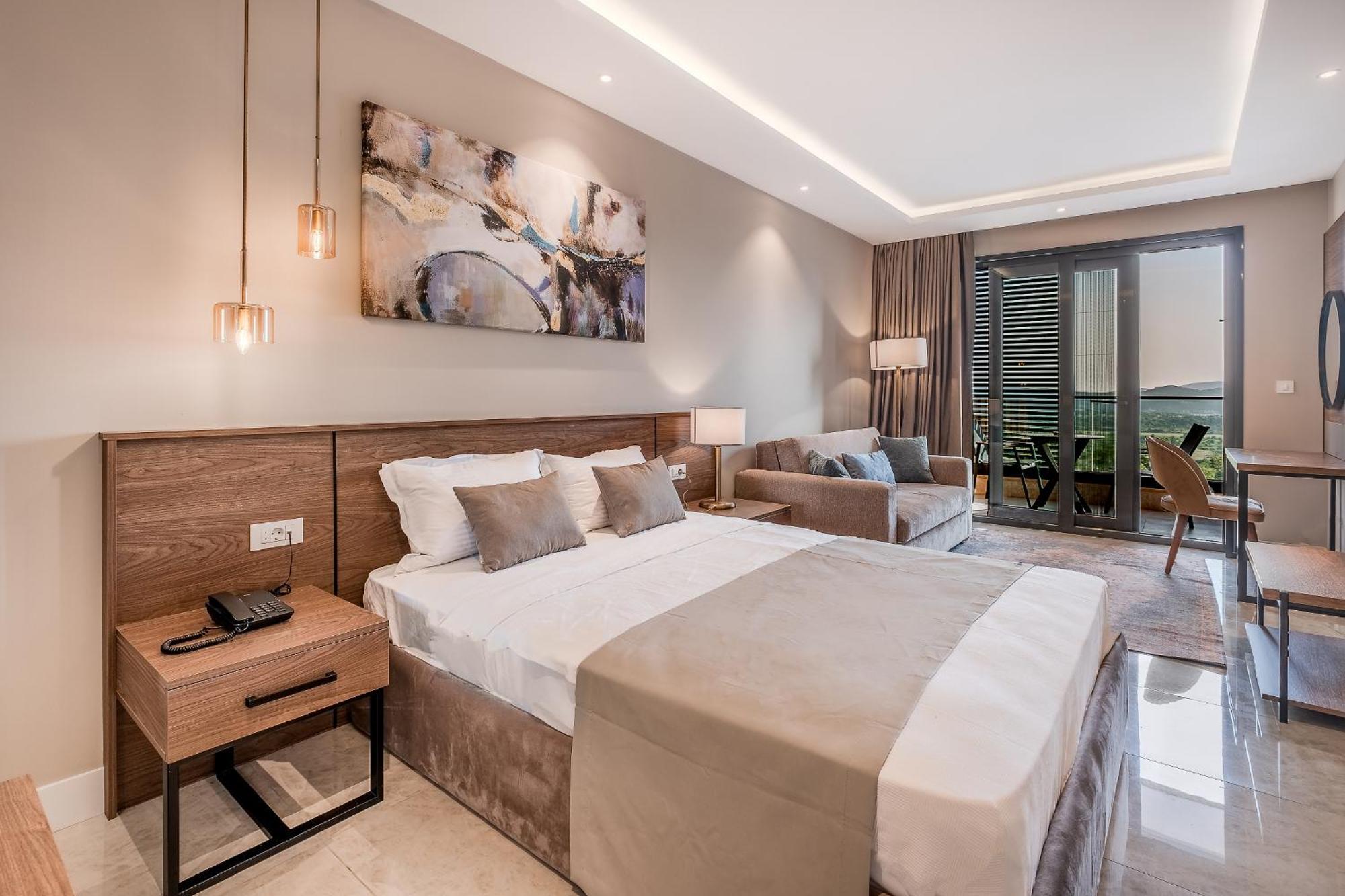 Montenegro Aparthotel 5*