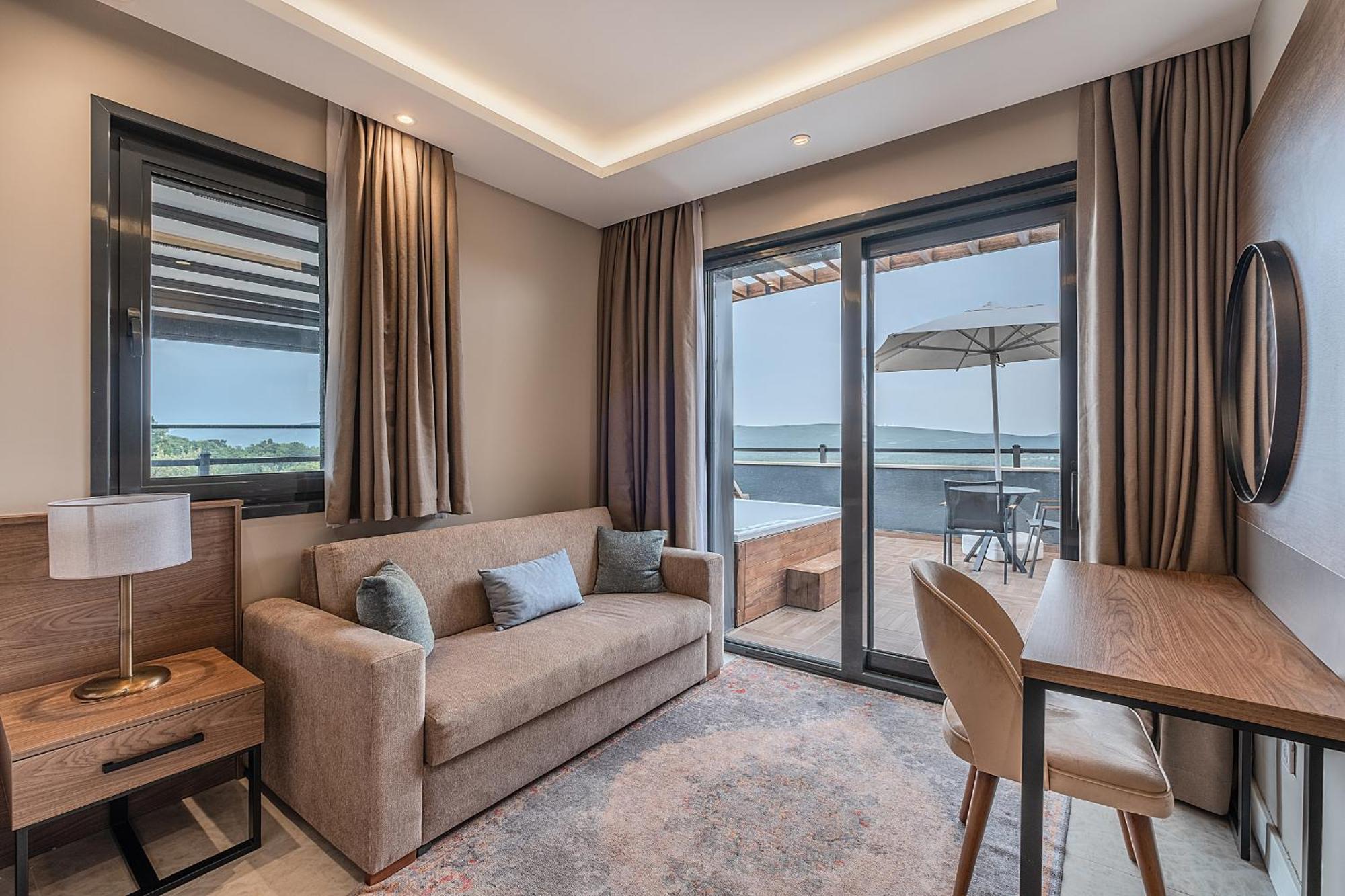 Aparthotel Montenegro 5*