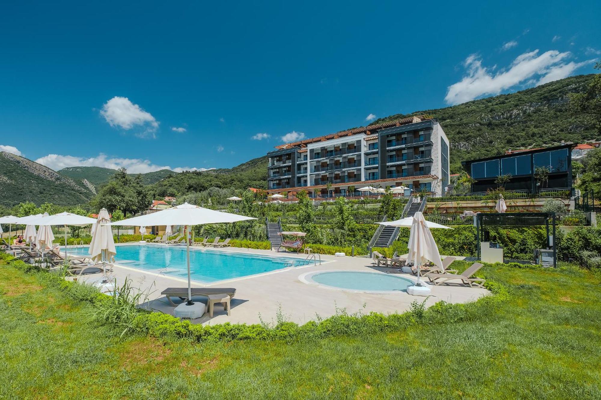 Aparthotel Montenegro 5*